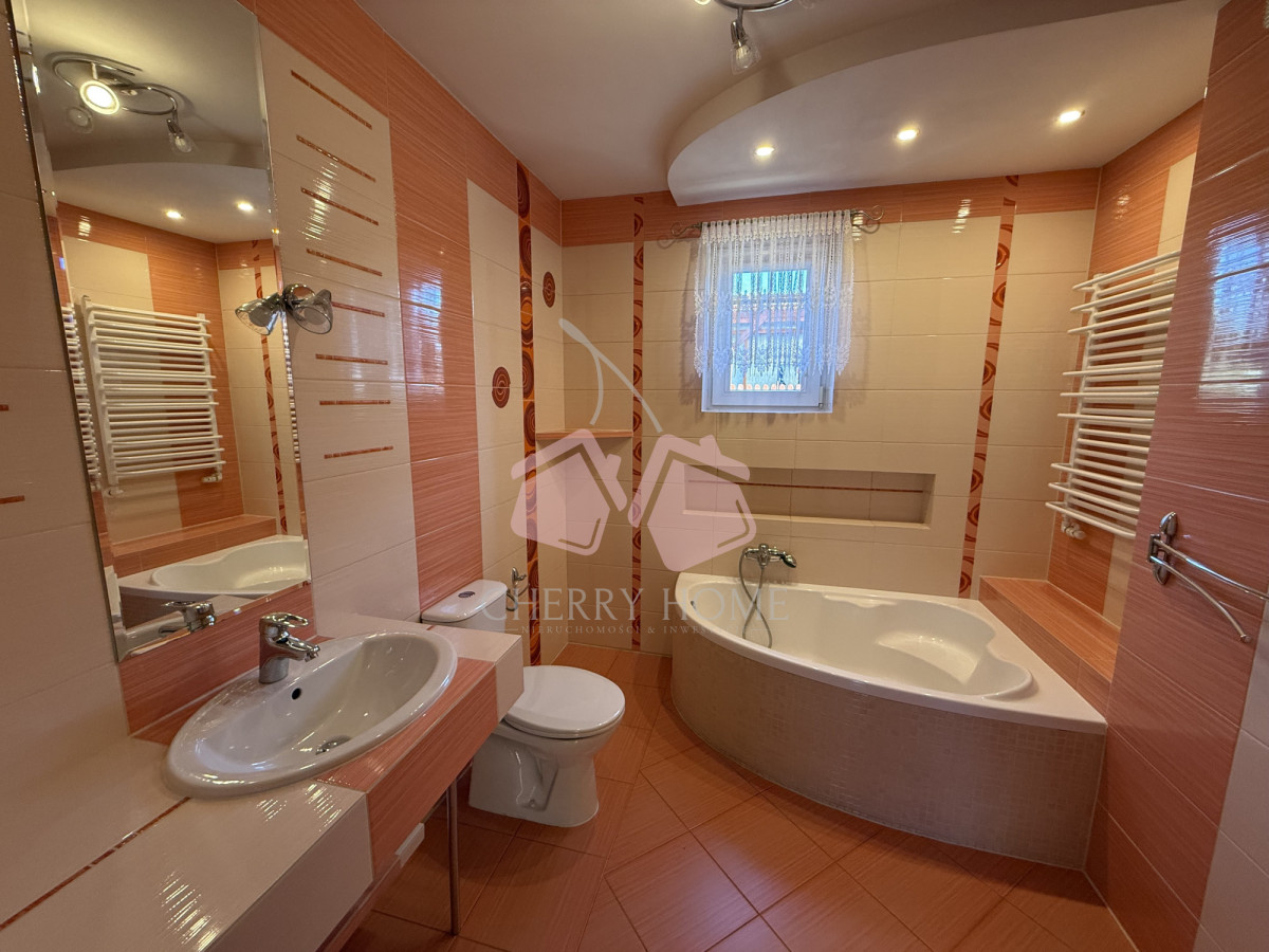 Dom | 2 garaże | działka 777 m² | Łapiszewo