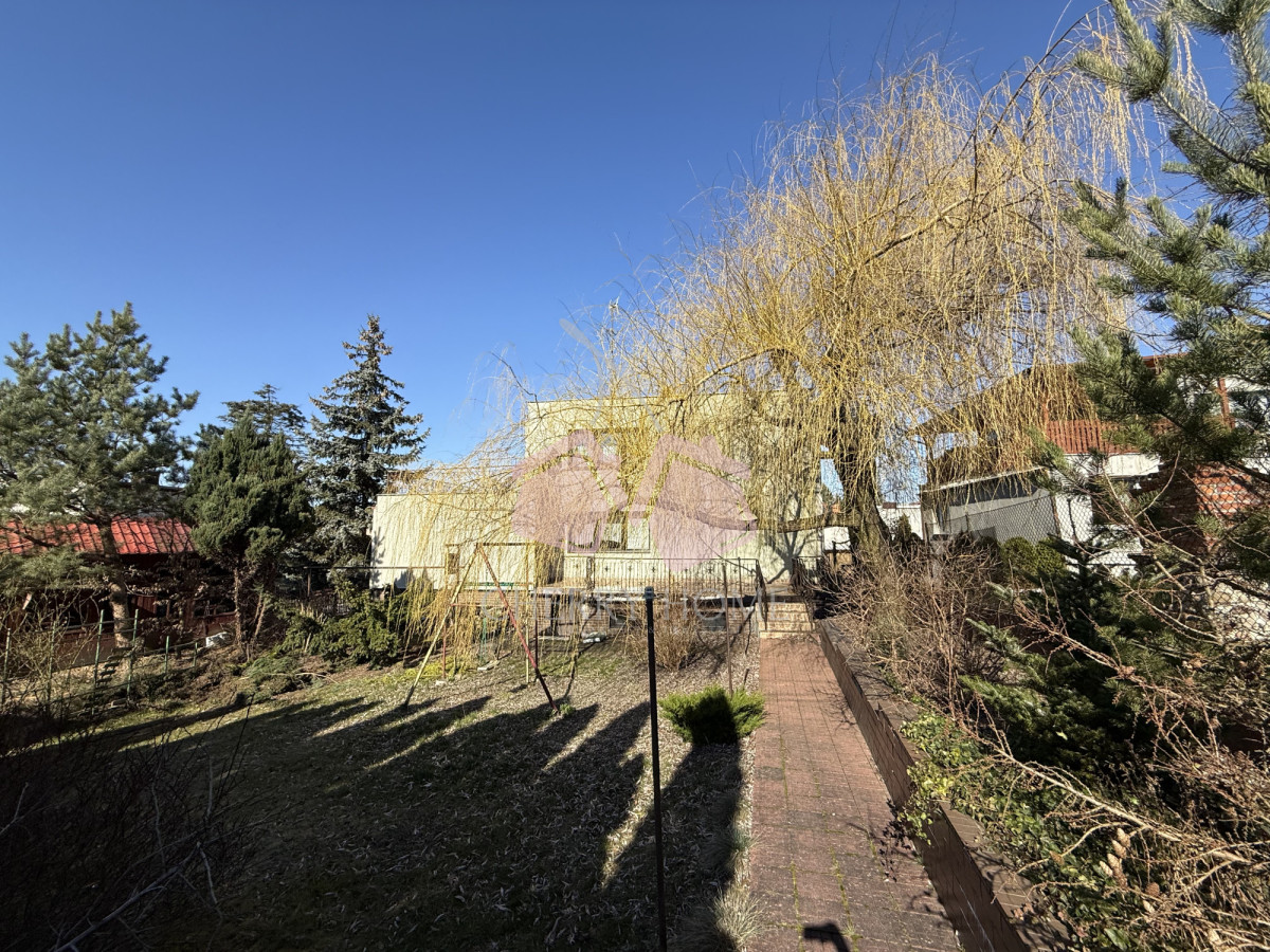 Dom | 2 garaże | działka 777 m² | Łapiszewo