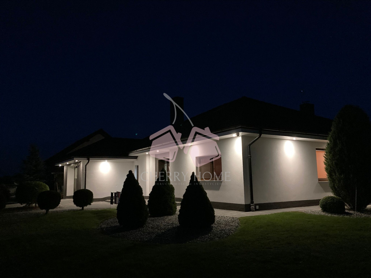 A gdyby tak nowoczesny dom w spokojnej okolicy?