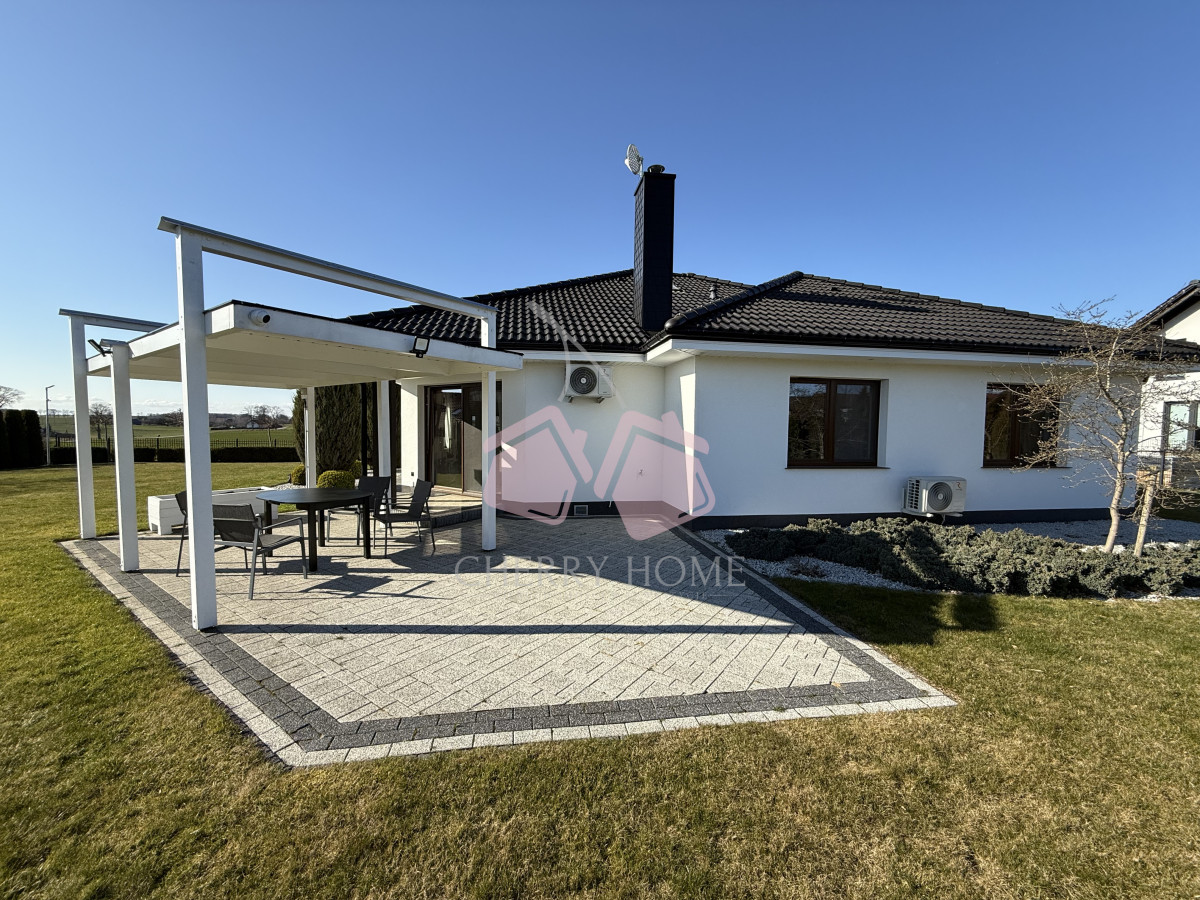 A gdyby tak nowoczesny dom w spokojnej okolicy?