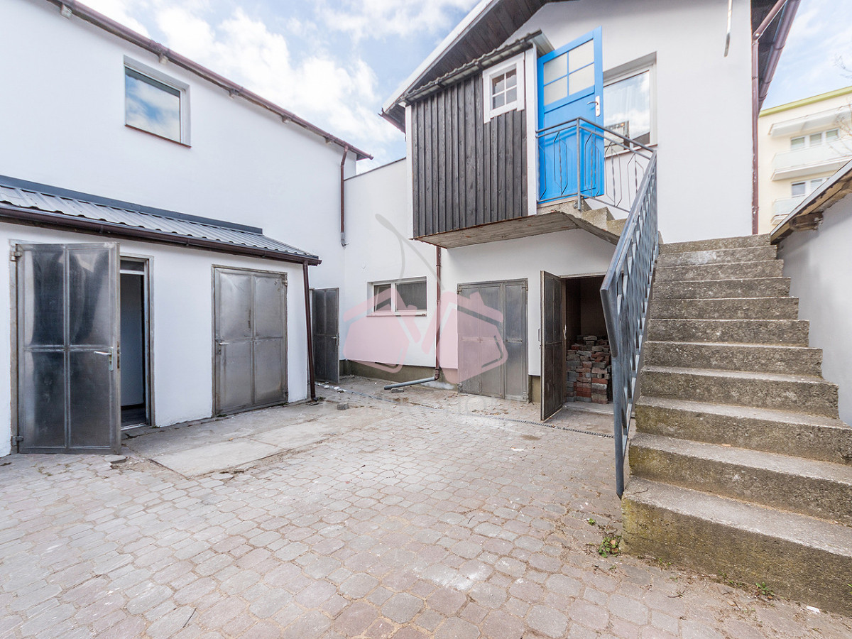 Wielofunkcyjna nieruchomość w samym CENTRUM NDG