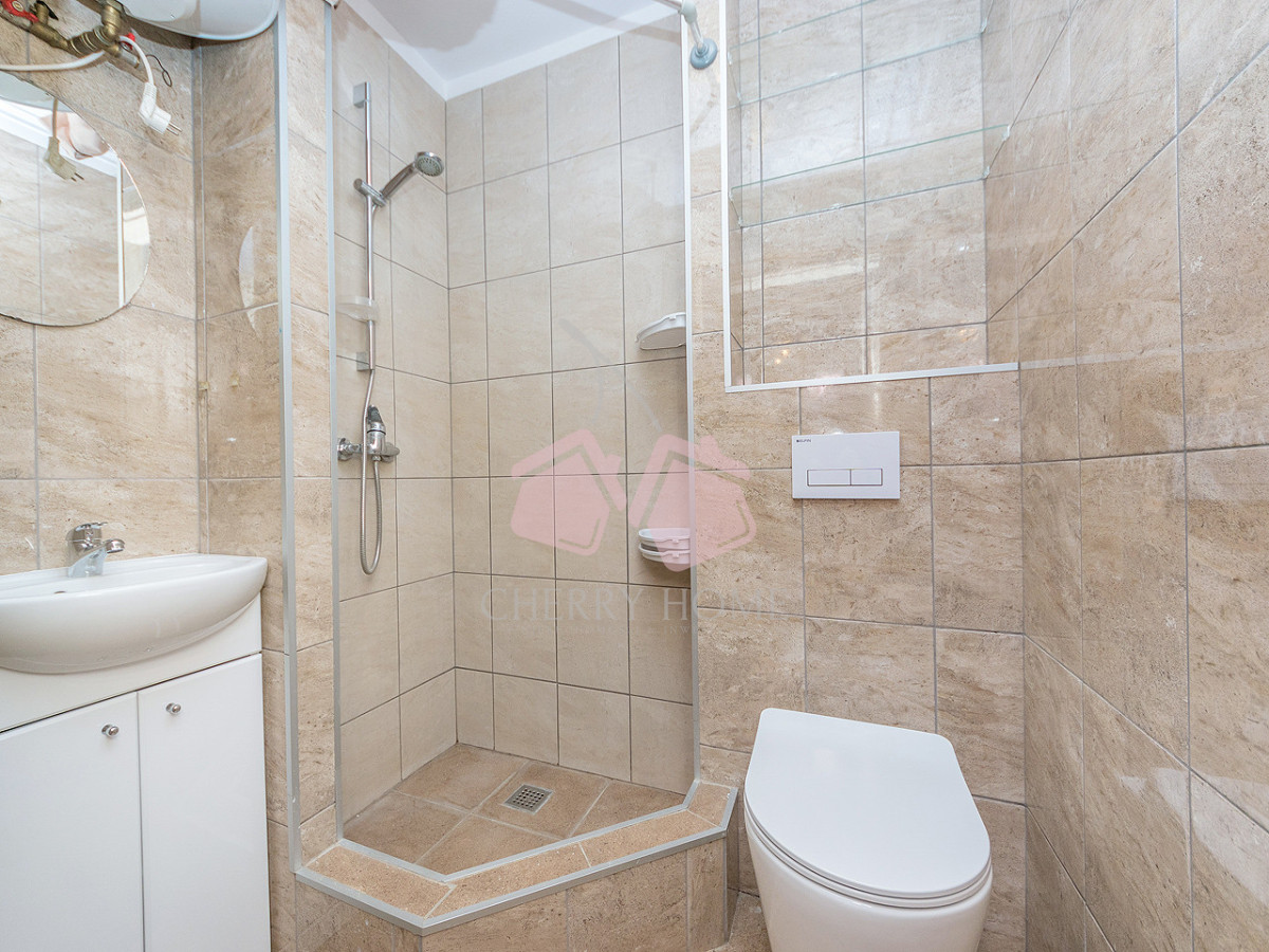 Wielofunkcyjna nieruchomość w samym CENTRUM NDG