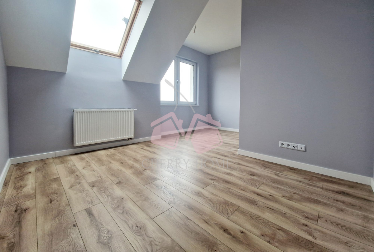 Wygodny dom na strzeżonym osiedlu tanie utrzymanie