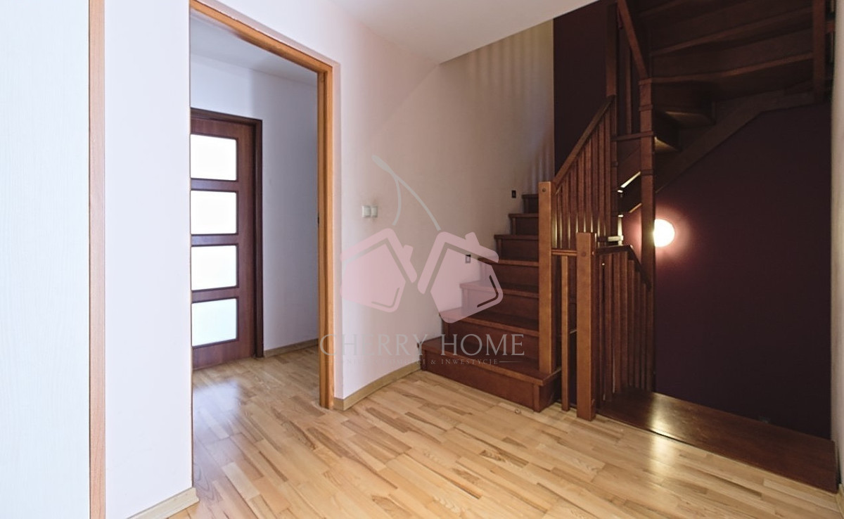 Zyskowna kamienica z lokalem i tarasem w Elblągu