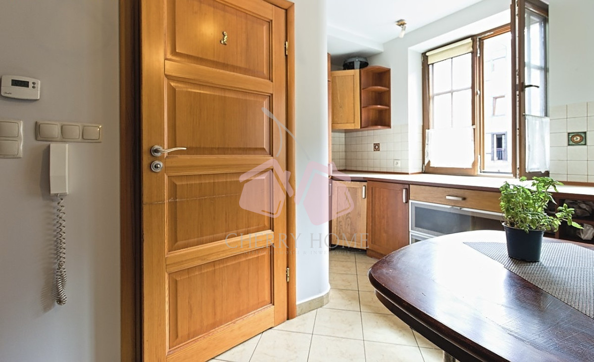 Zyskowna kamienica z lokalem i tarasem w Elblągu