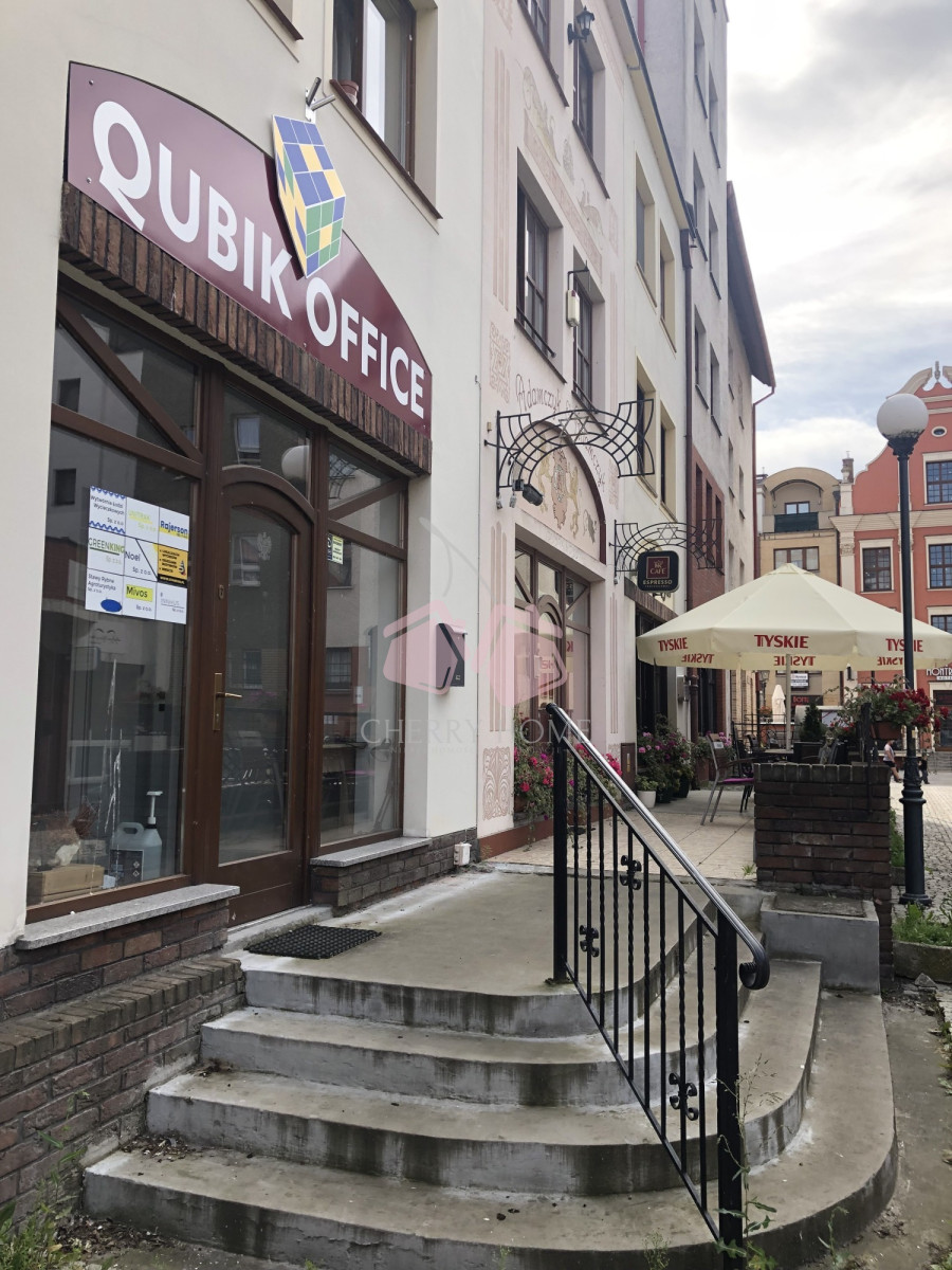 Zyskowna kamienica z lokalem i tarasem w Elblągu