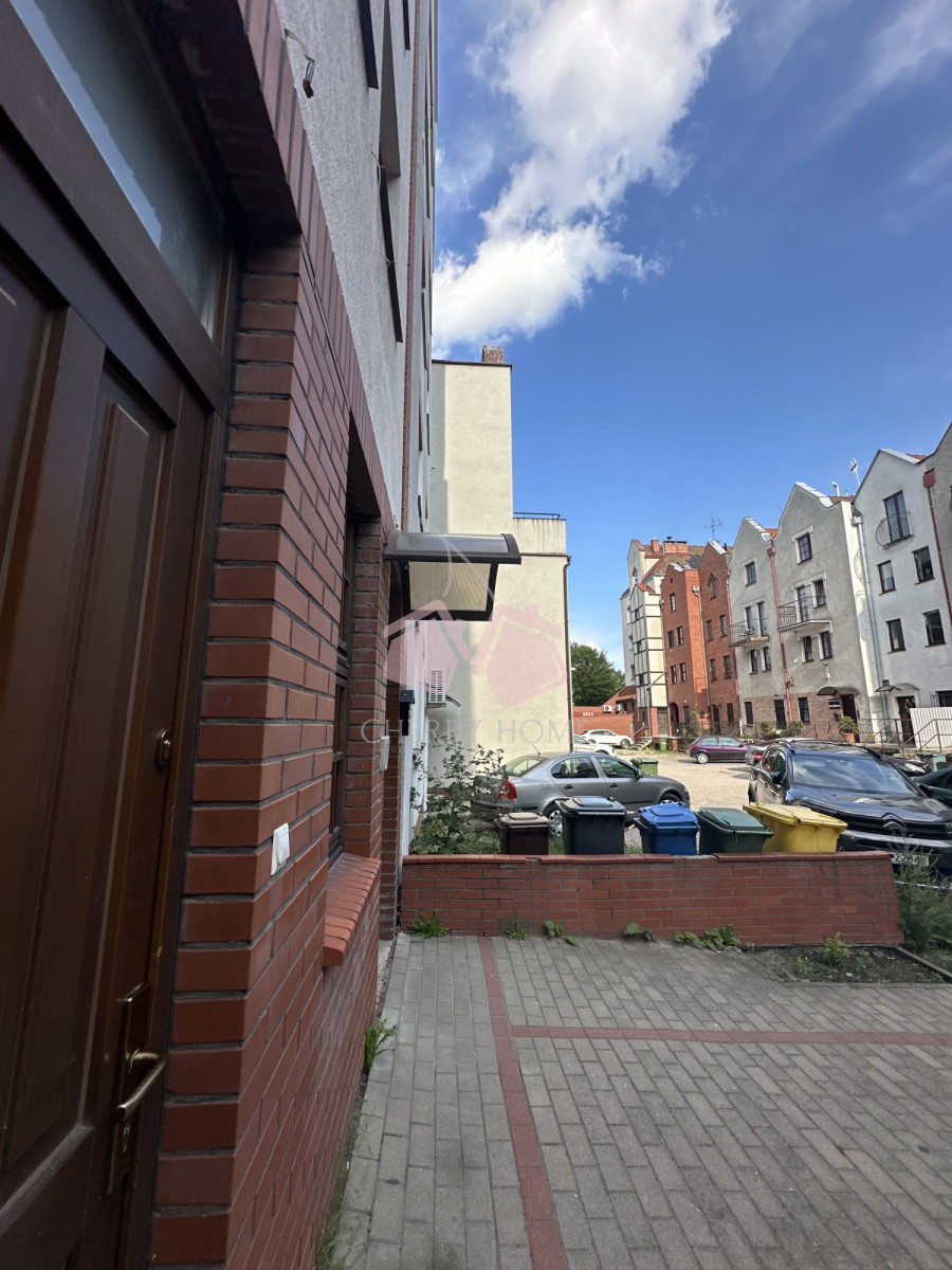 Zyskowna kamienica z lokalem i tarasem w Elblągu