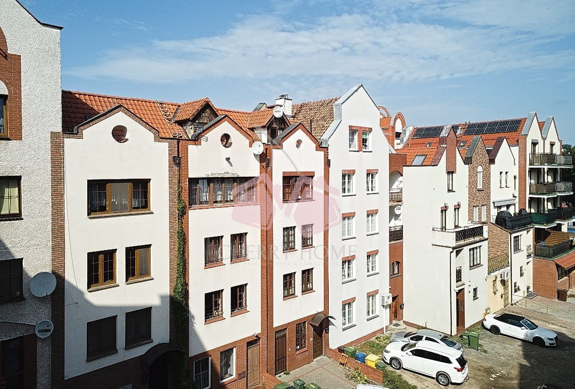 Zyskowna kamienica z lokalem i tarasem w Elblągu