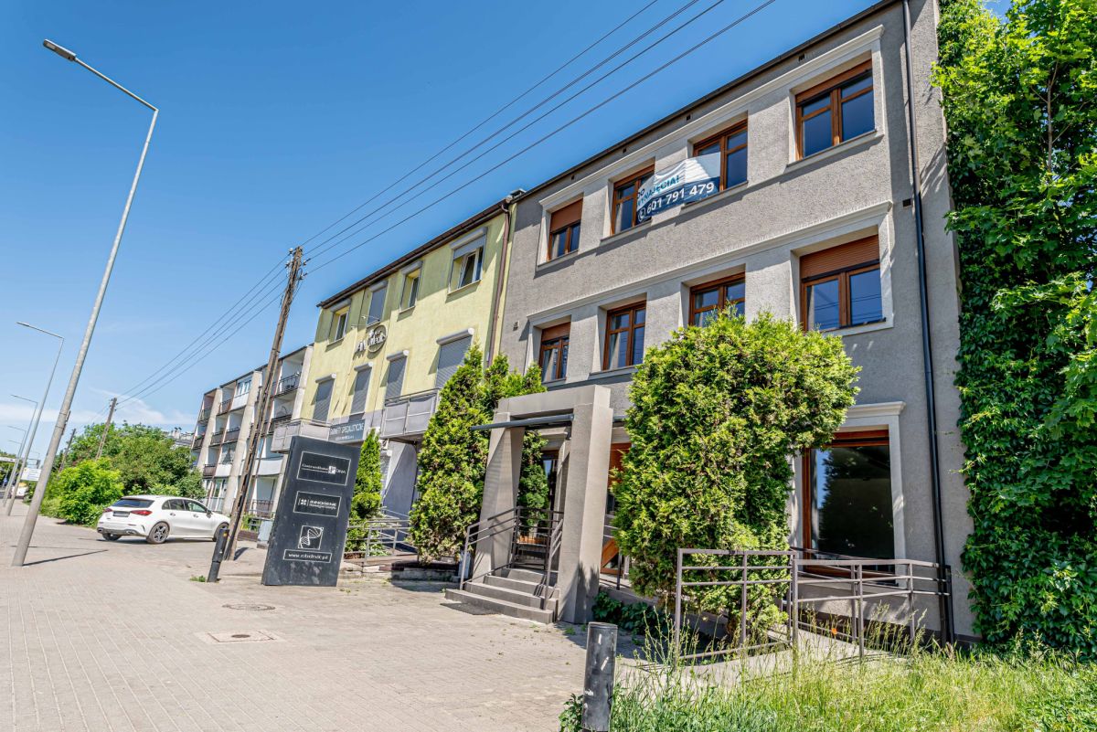 Komercyjny na wynajem