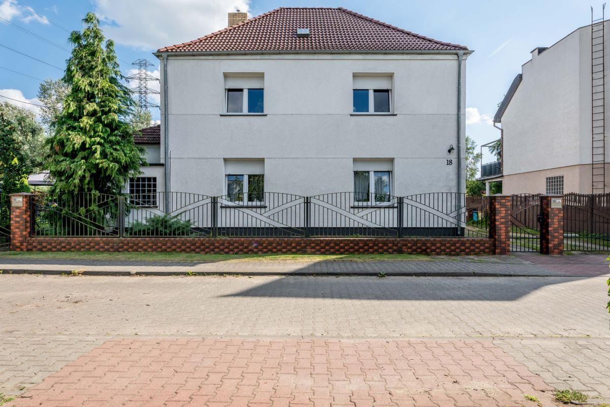Dom na sprzedaż
