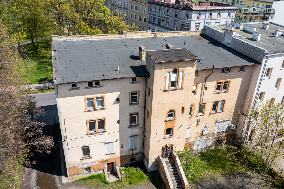 Komercyjny na sprzedaż