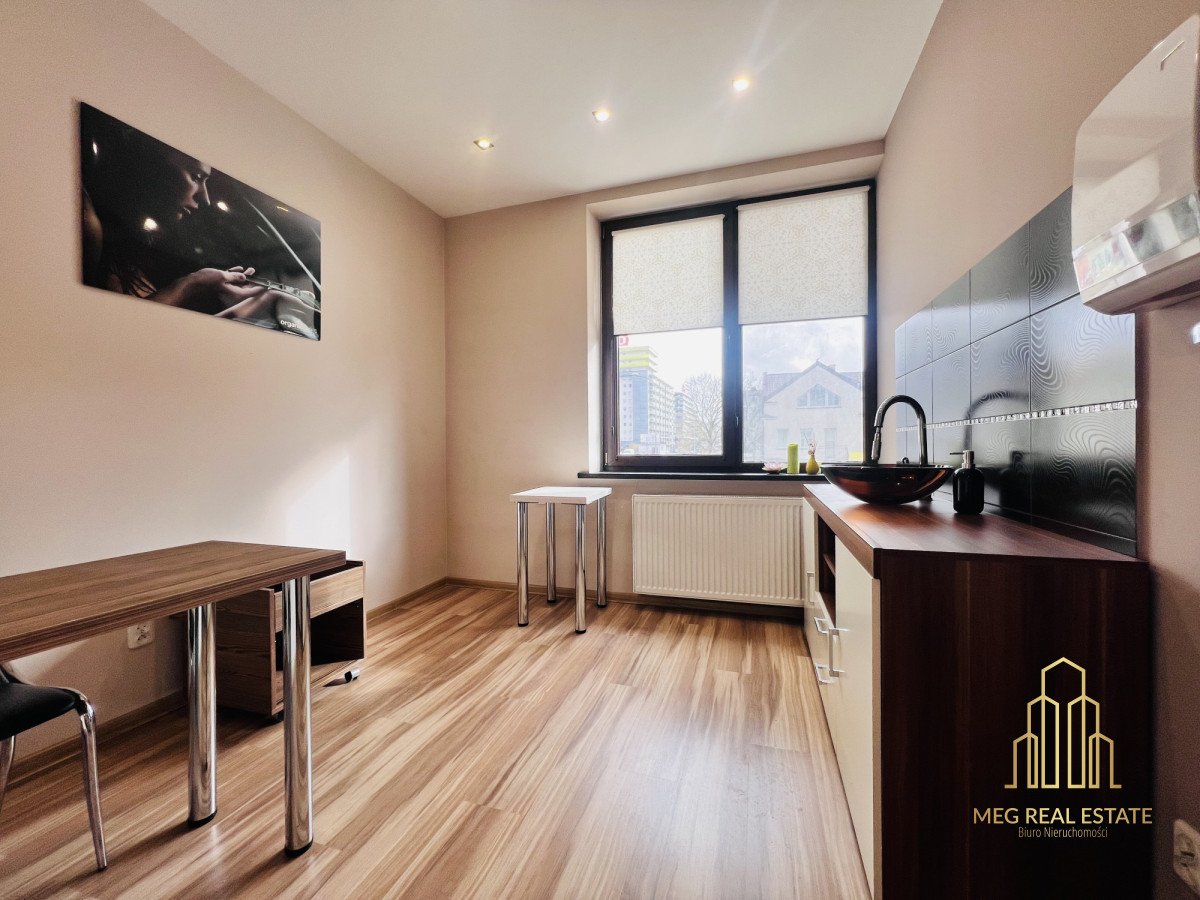 Komercyjny na sprzedaż