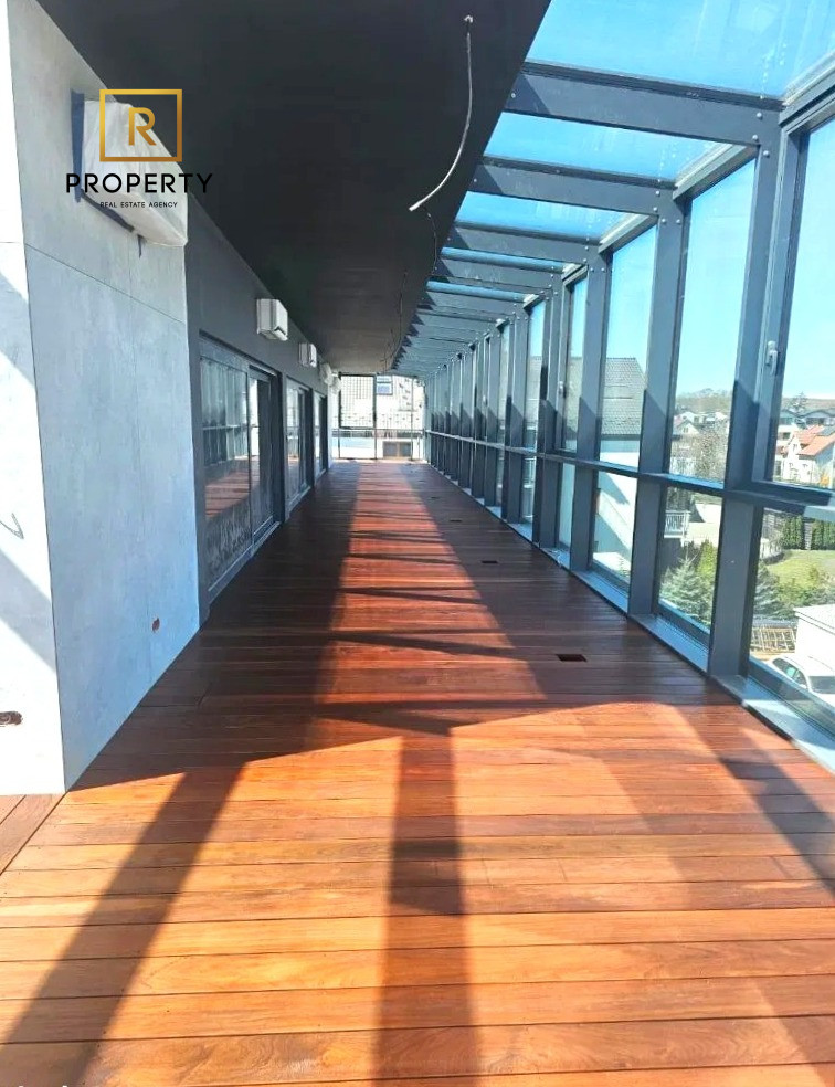 Komercyjny na wynajem