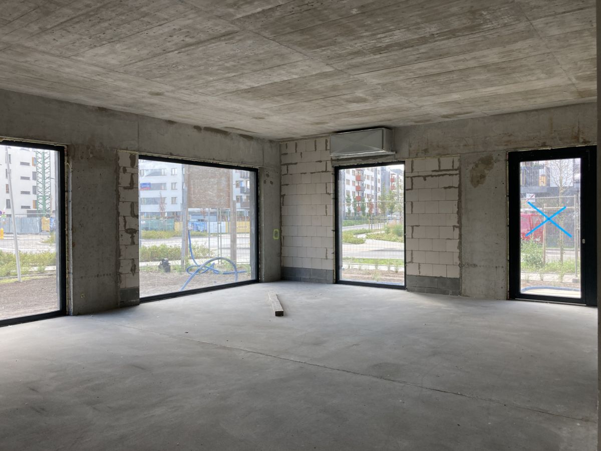 Homest - Duży lokal z placem zabaw przy metro Mińska