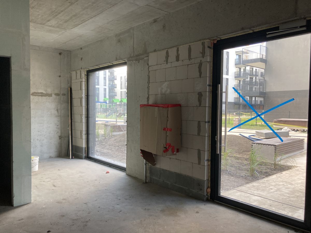 Homest - Duży lokal z placem zabaw przy metro Mińska
