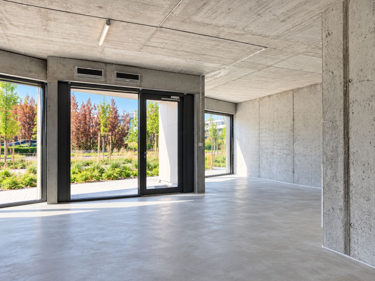 Homest - Lokal usługowy 94 m² z dużymi witrynami Warszawa
