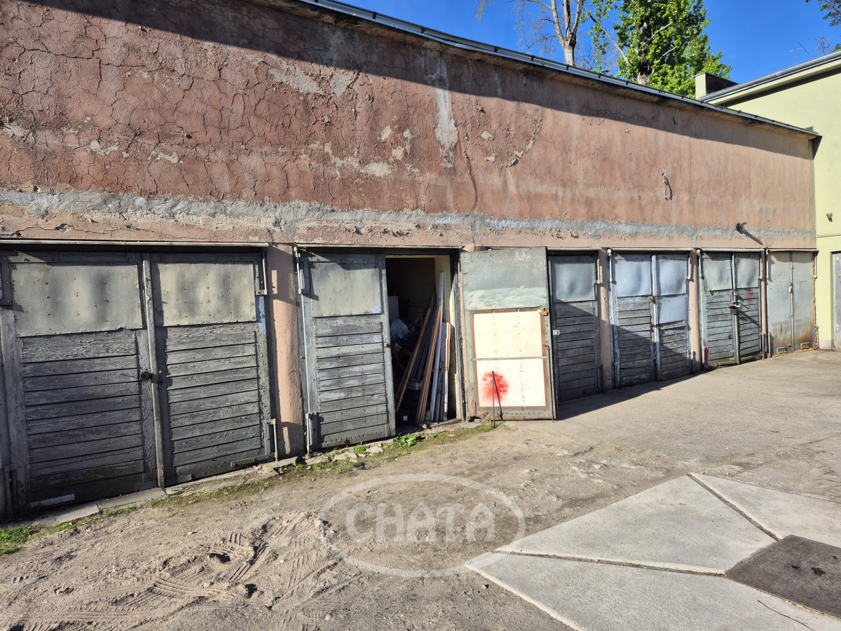 Komercyjny na sprzedaż