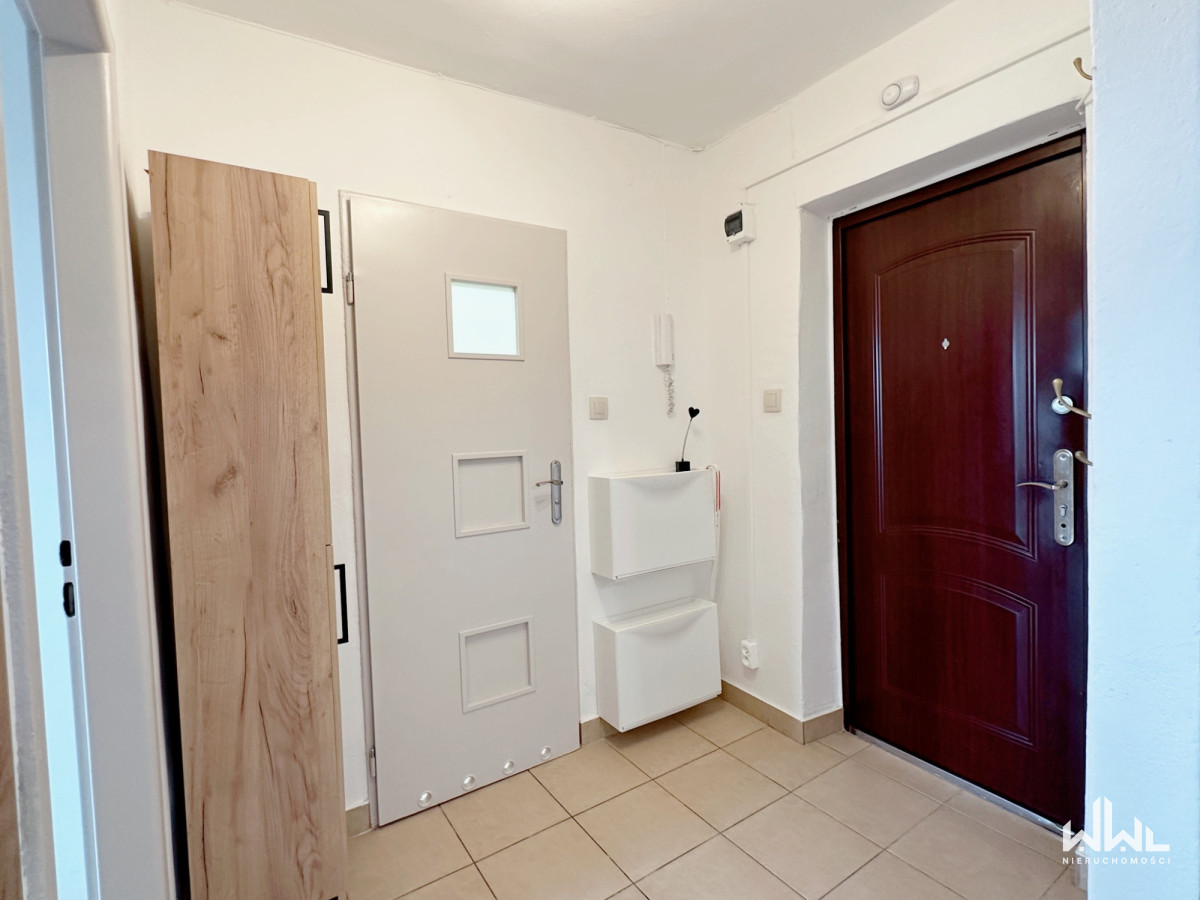 Pokój lub Całe M. Solec po remoncie balkon