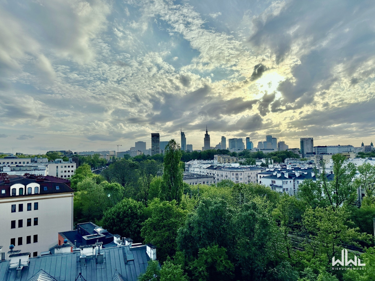 Pokój lub Całe M. Solec po remoncie balkon