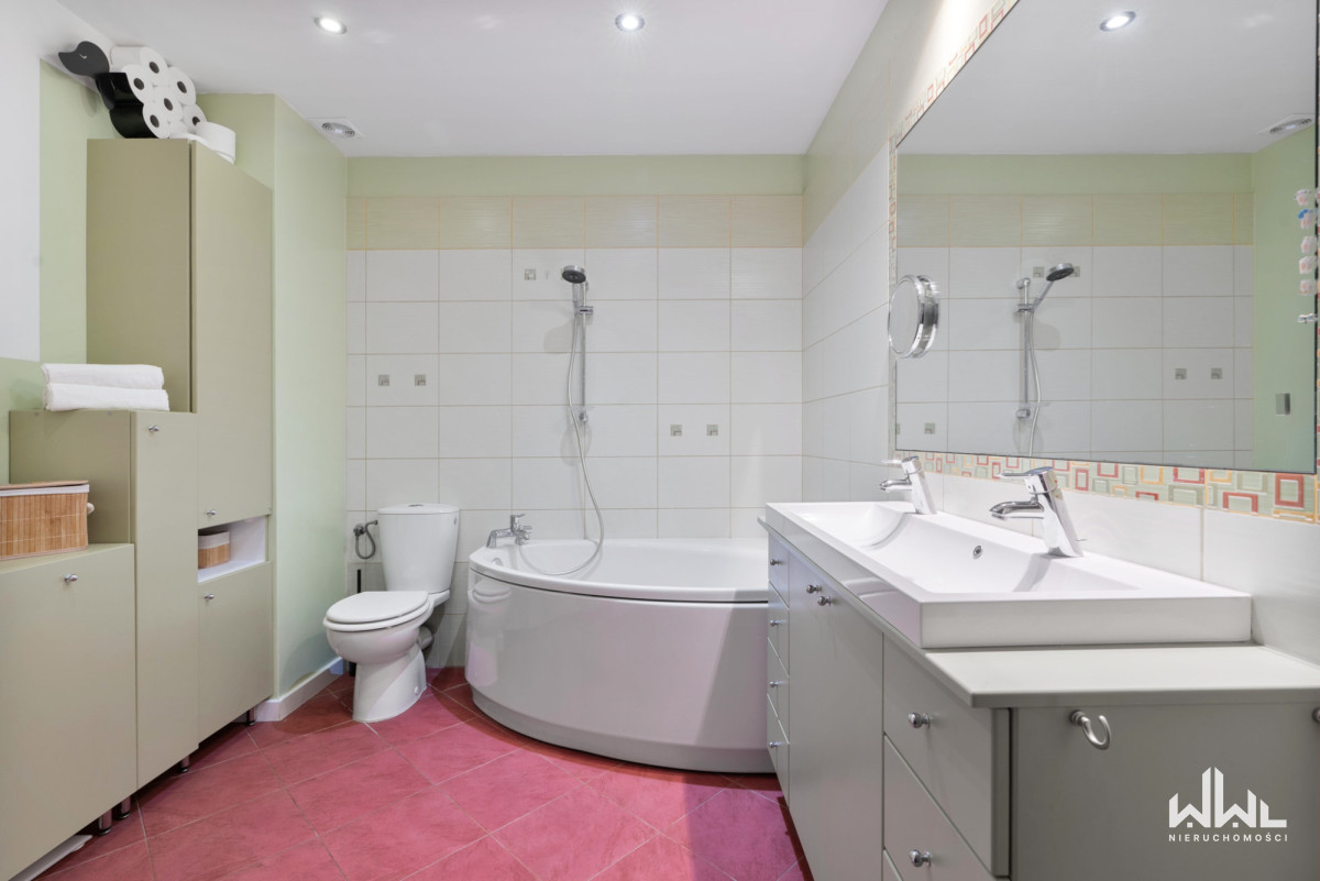 67 m² |3 pokoje | 2 balkony | garderoba | klima