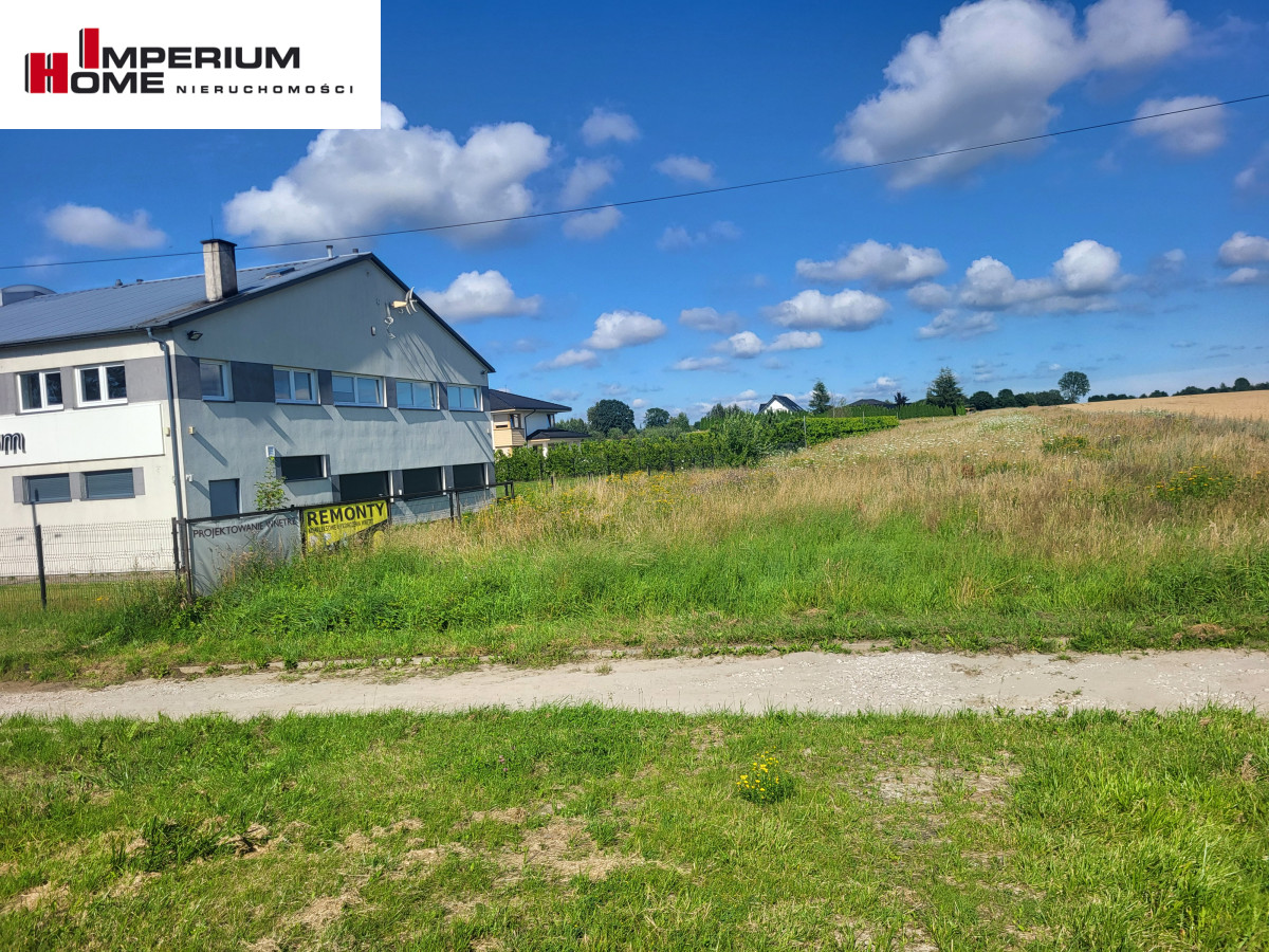 Działka na sprzedaż