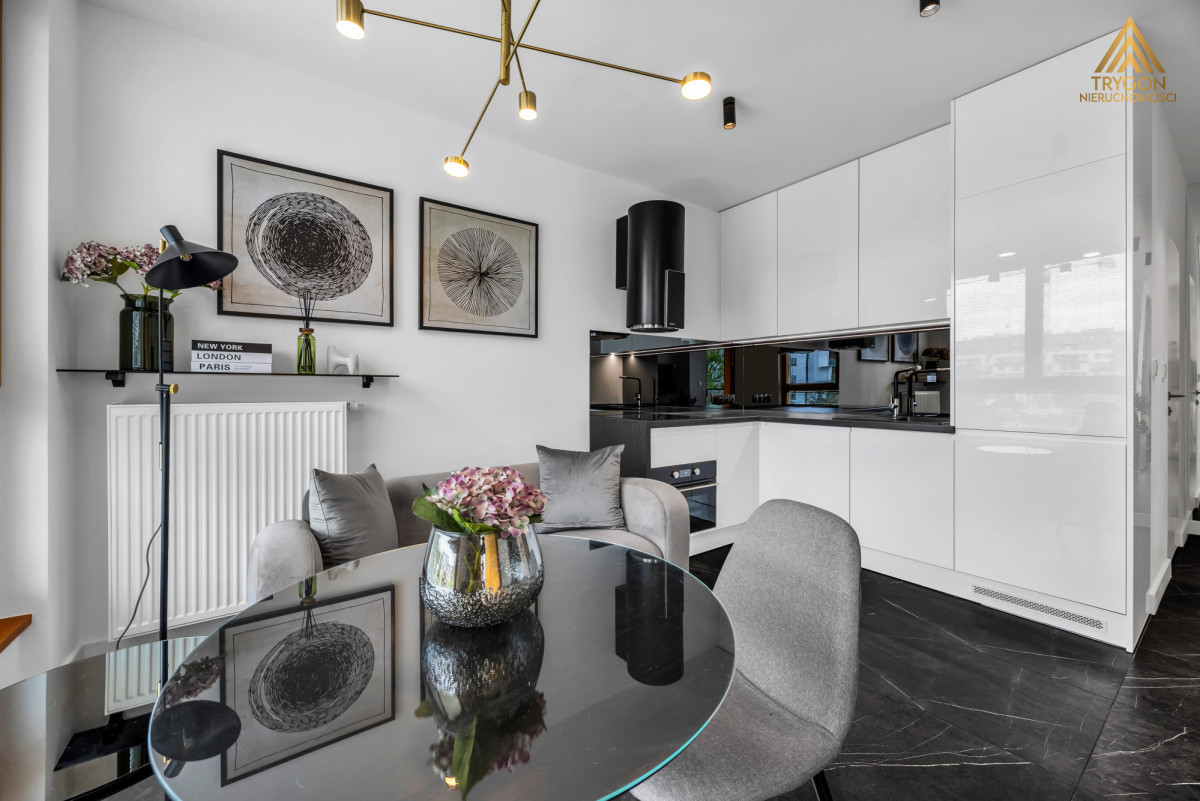 2 pokoje, parking, balkon, 10 min do centrum