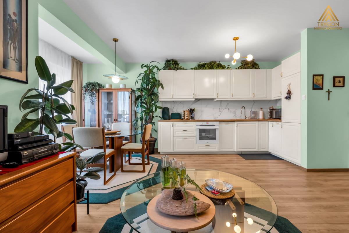 Do wprowadzenia, stan idealny, 2x balkon, parking