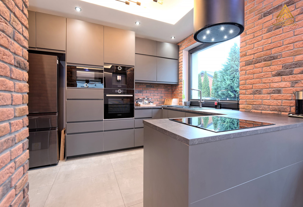 Domy nad morzem gotowe do zamieszkania lub wynajmu