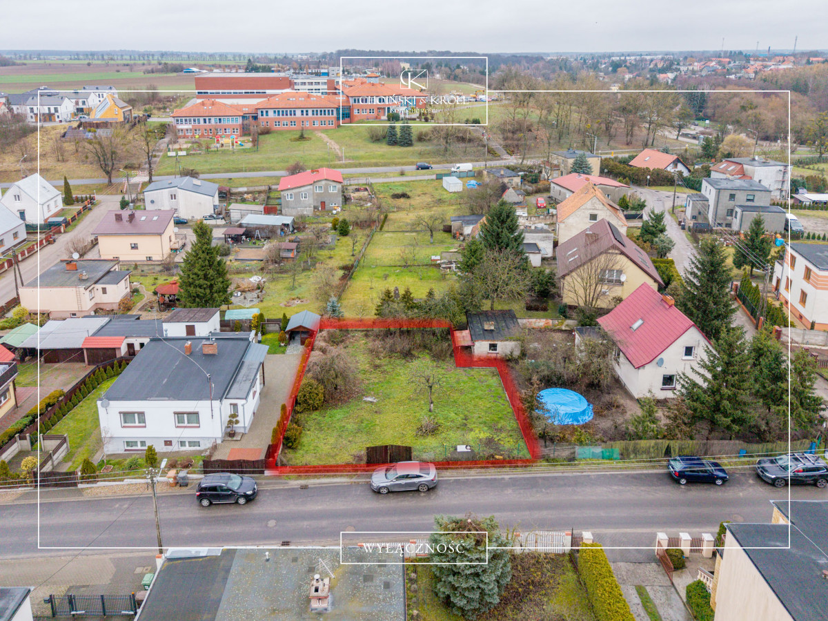 Działka na sprzedaż