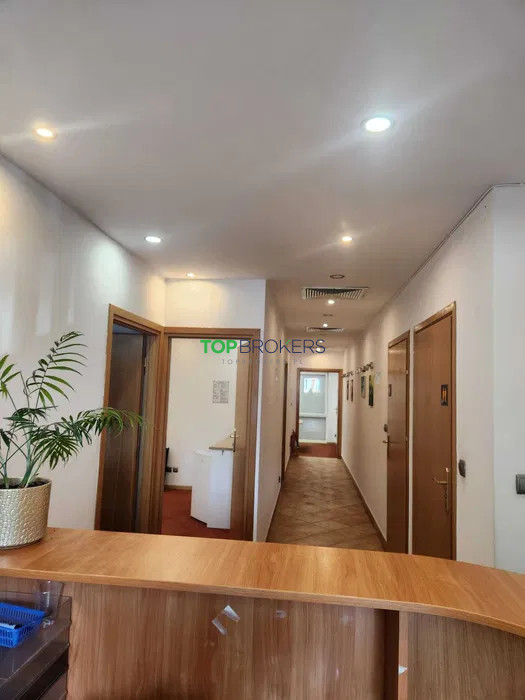 Komercyjny na wynajem