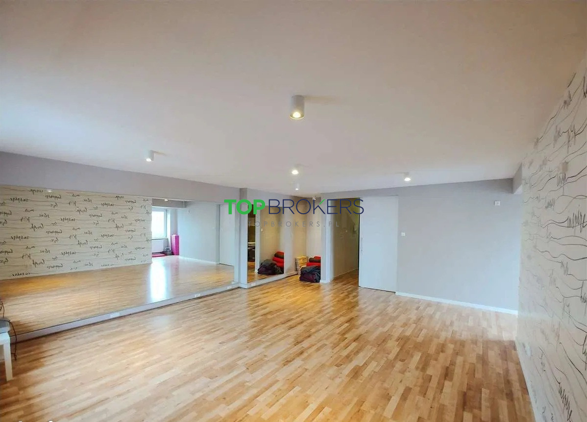 Komercyjny na wynajem