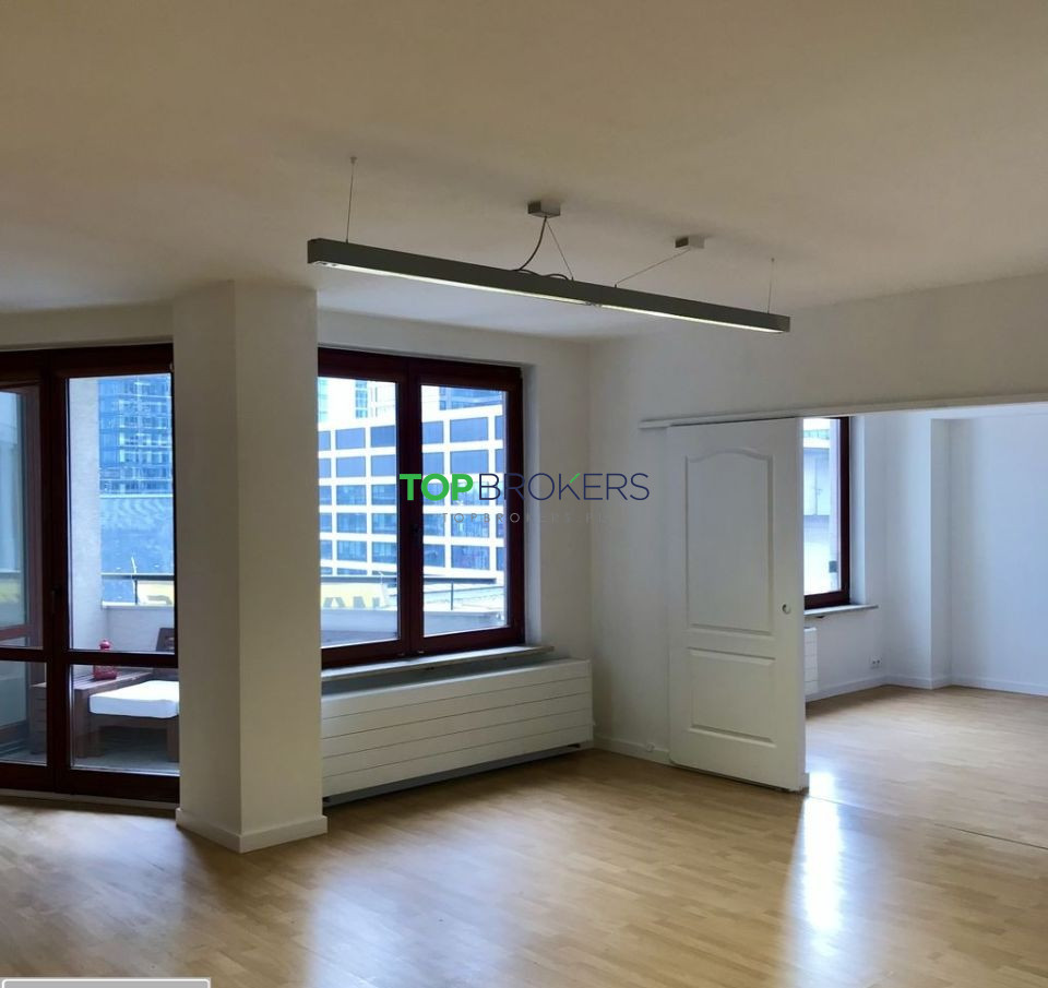 Komercyjny na wynajem