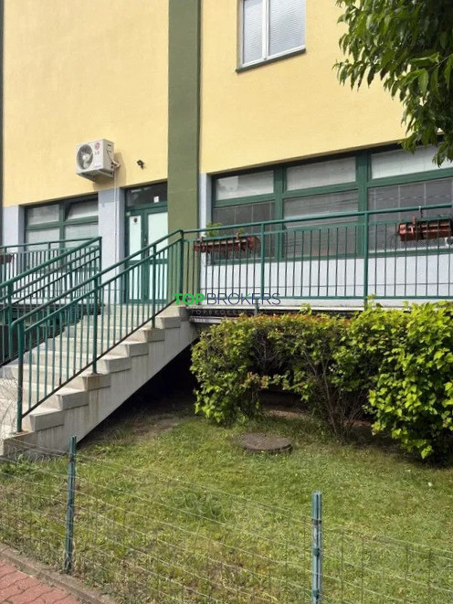 Komercyjny na wynajem