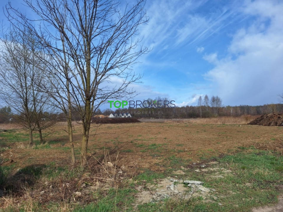 Działka na sprzedaż