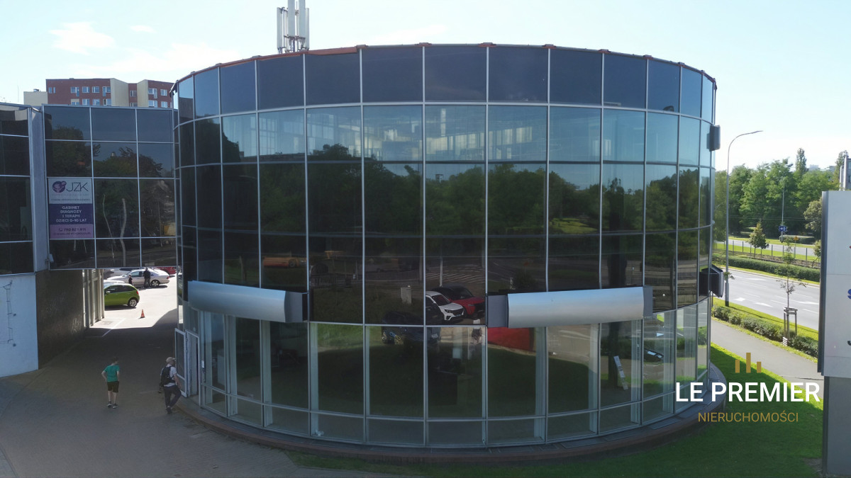 Komercyjny na sprzedaż