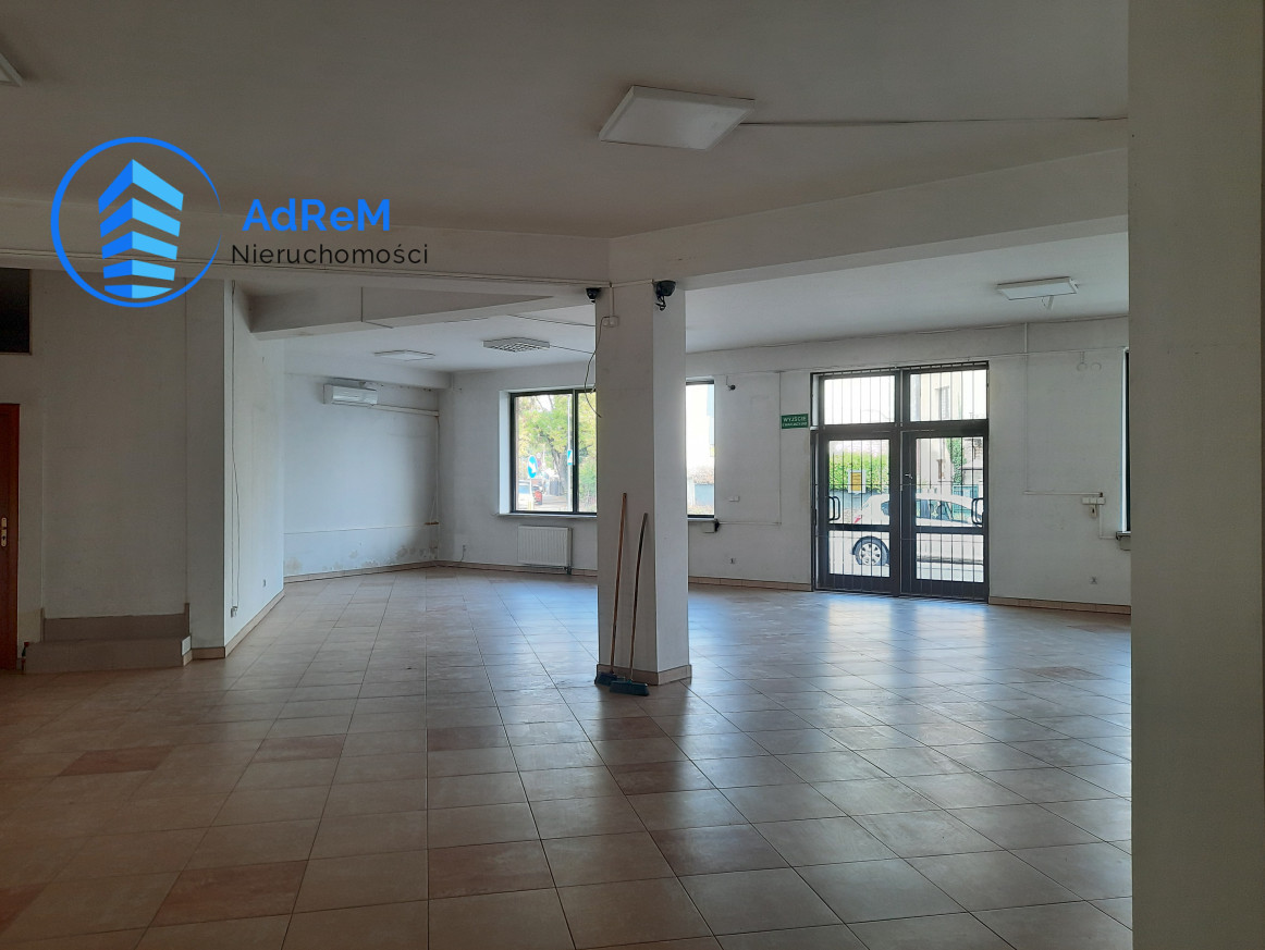 Komercyjny na wynajem