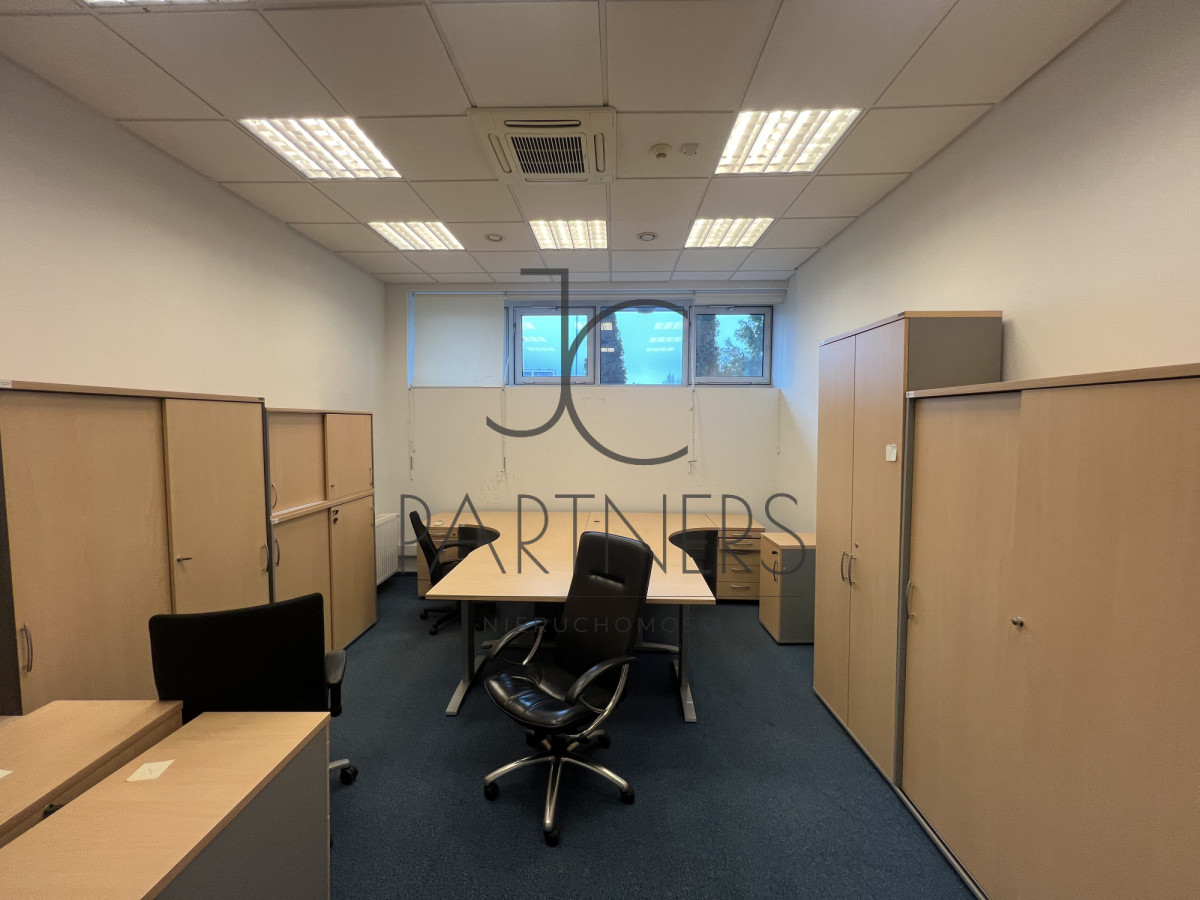 Komercyjny na wynajem