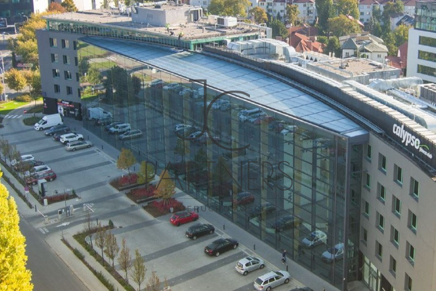 Komercyjny na wynajem