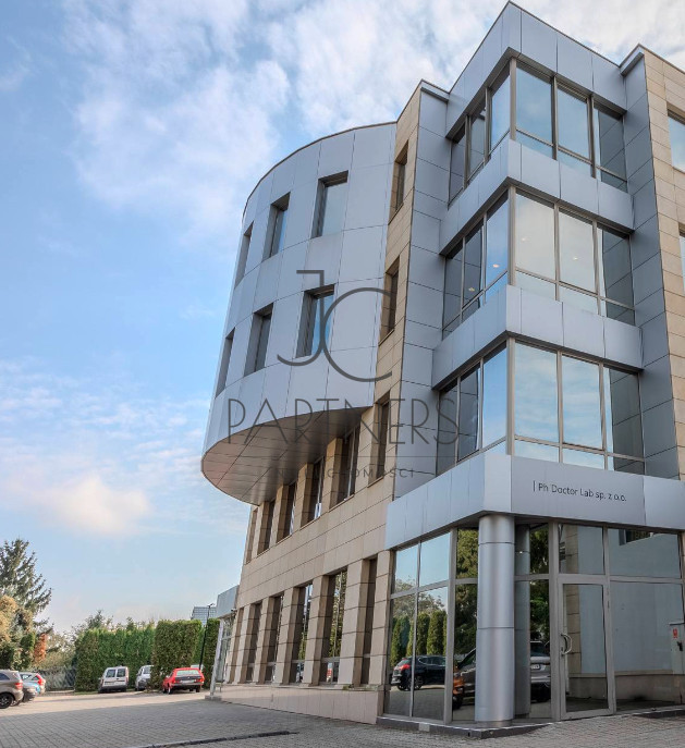 Komercyjny na wynajem