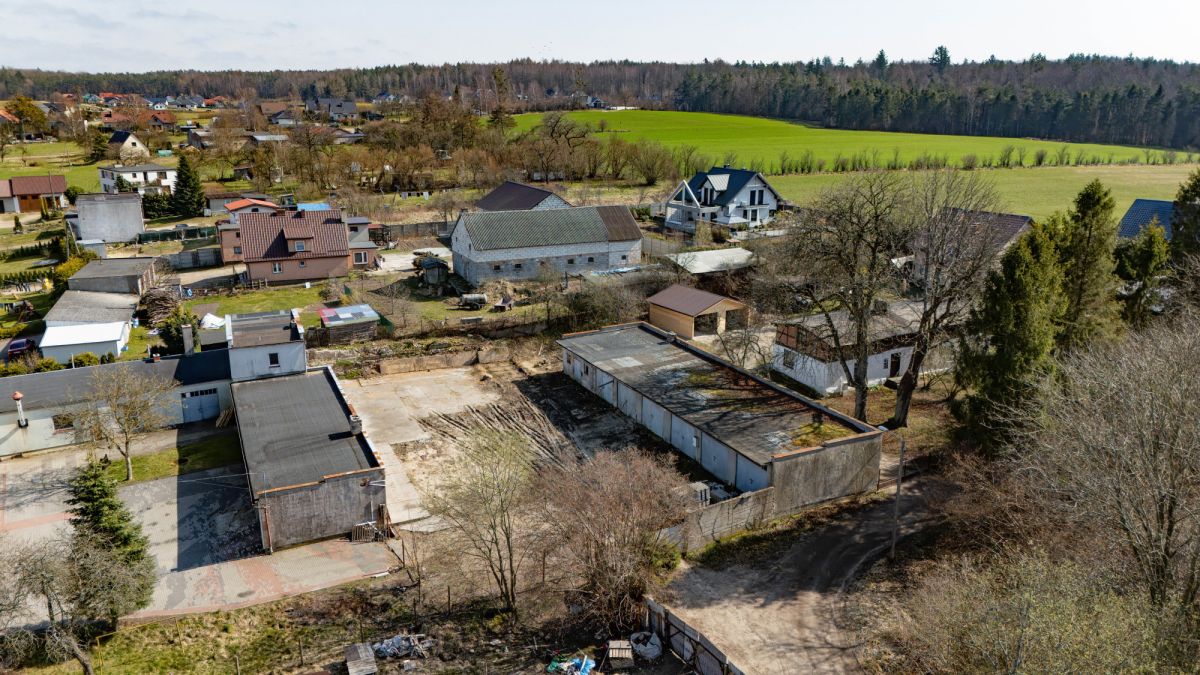 Działka na sprzedaż