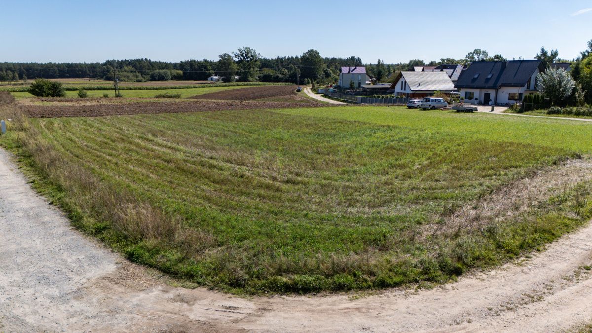 Działka na sprzedaż