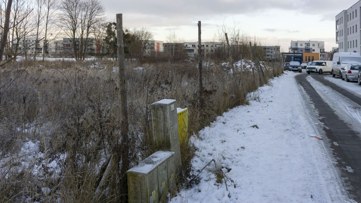 Działka na sprzedaż