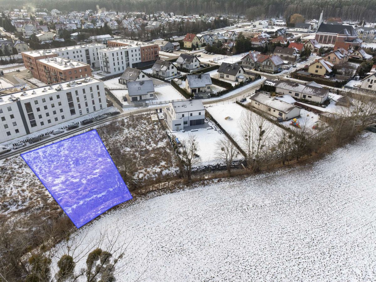 Działka na sprzedaż