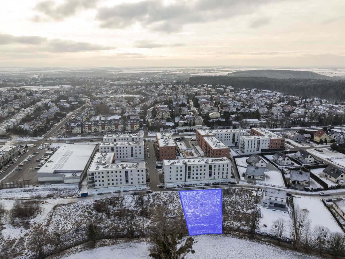 Działka na sprzedaż