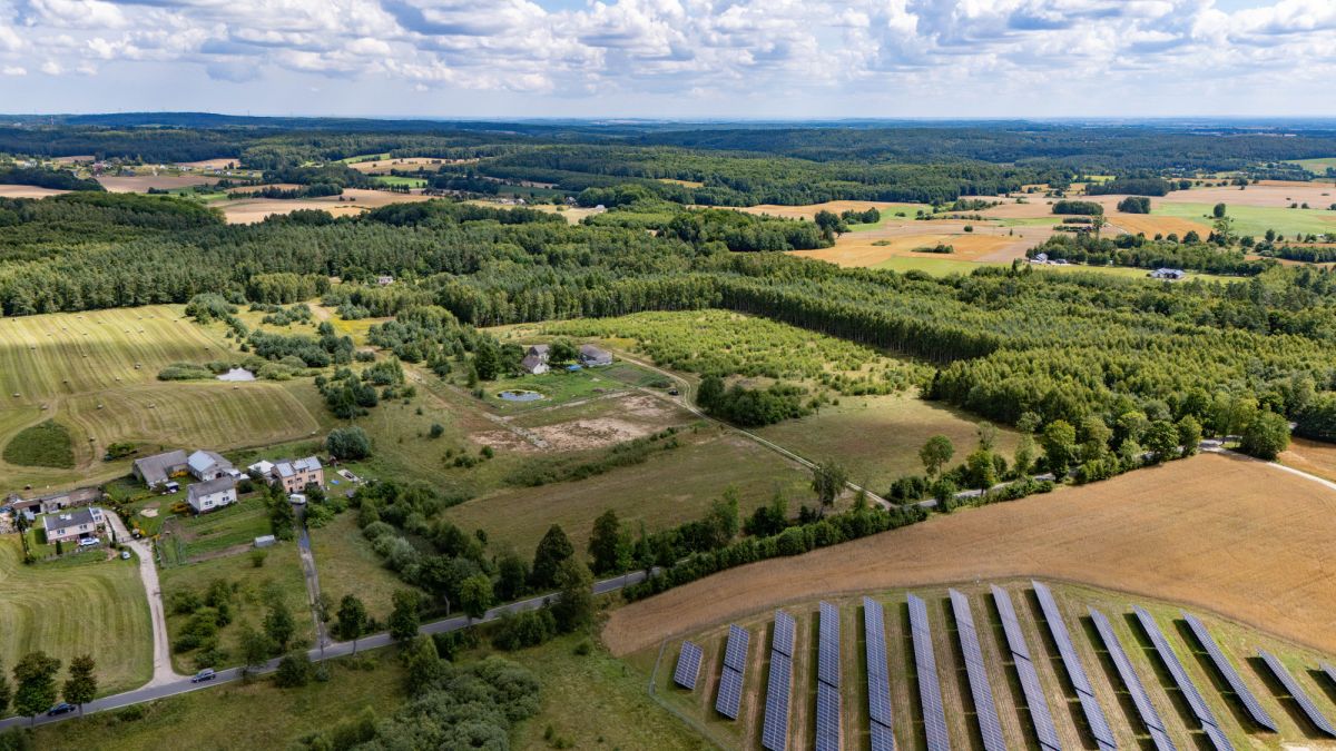 Działka na sprzedaż