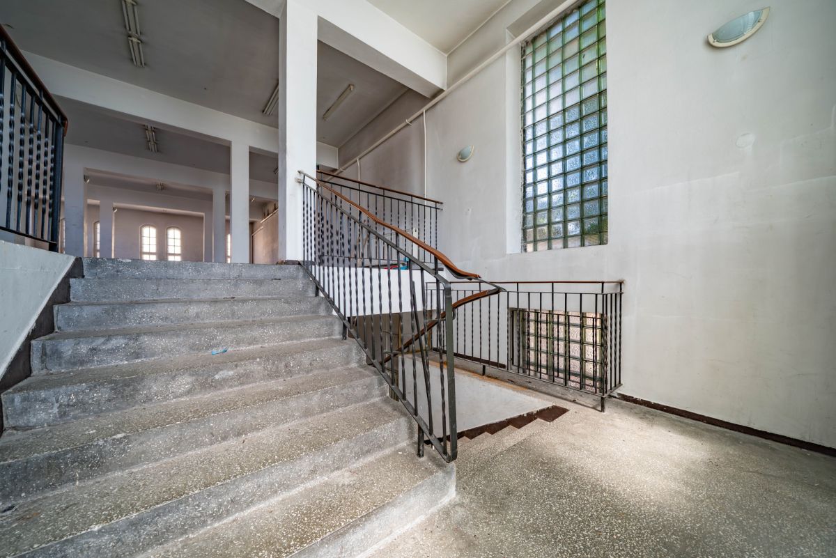 Komercyjny na sprzedaż