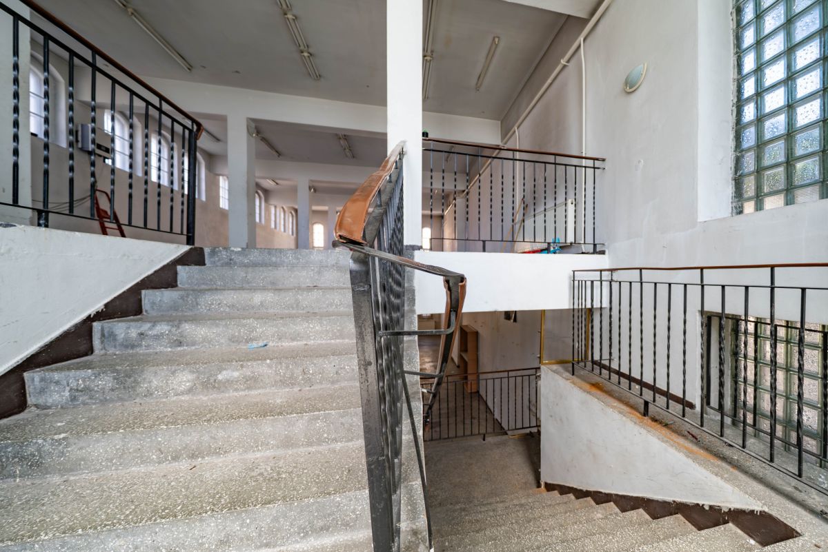 Komercyjny na sprzedaż