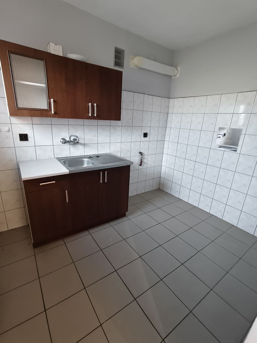Komercyjny na wynajem
