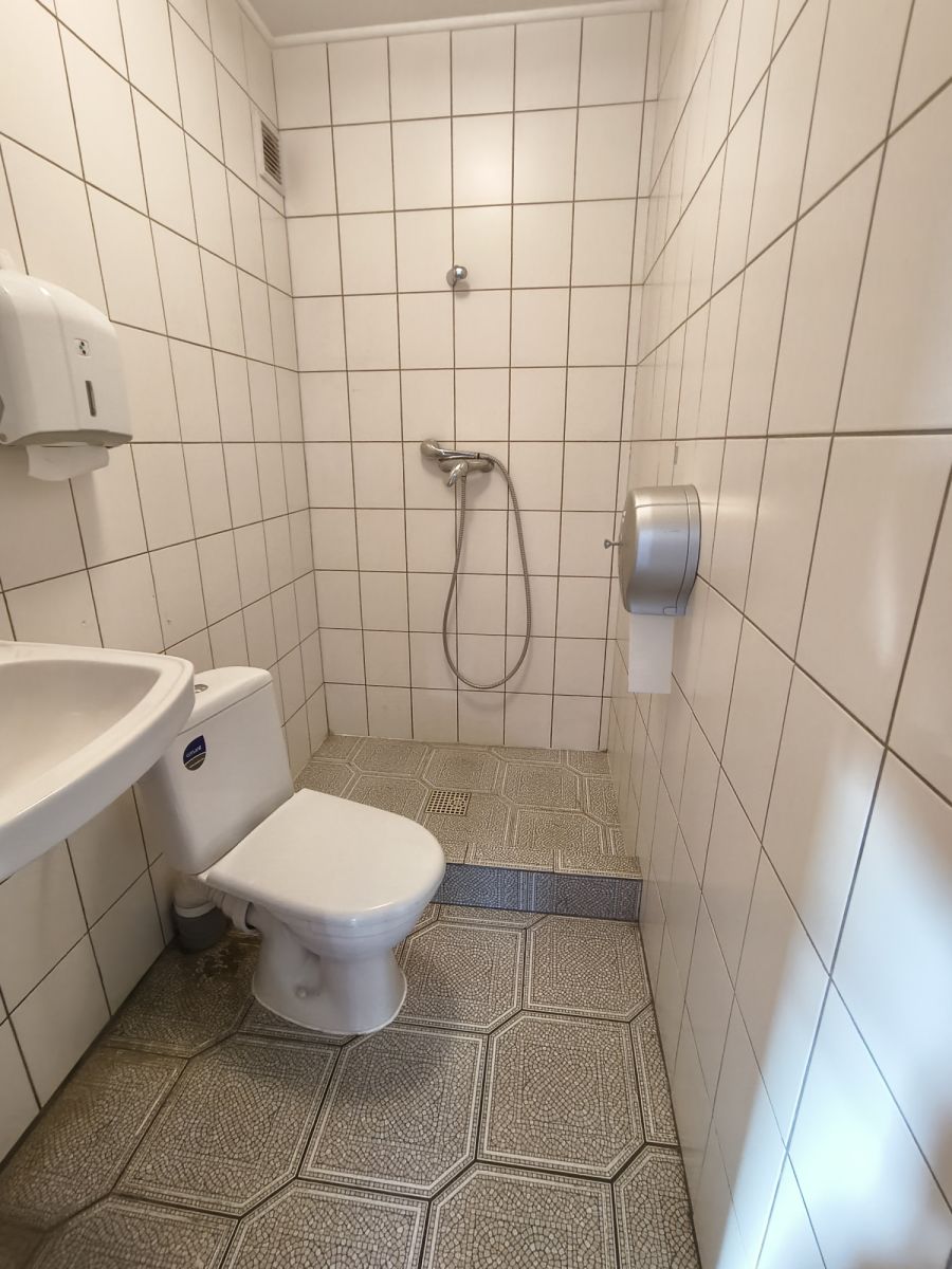 Komercyjny na wynajem