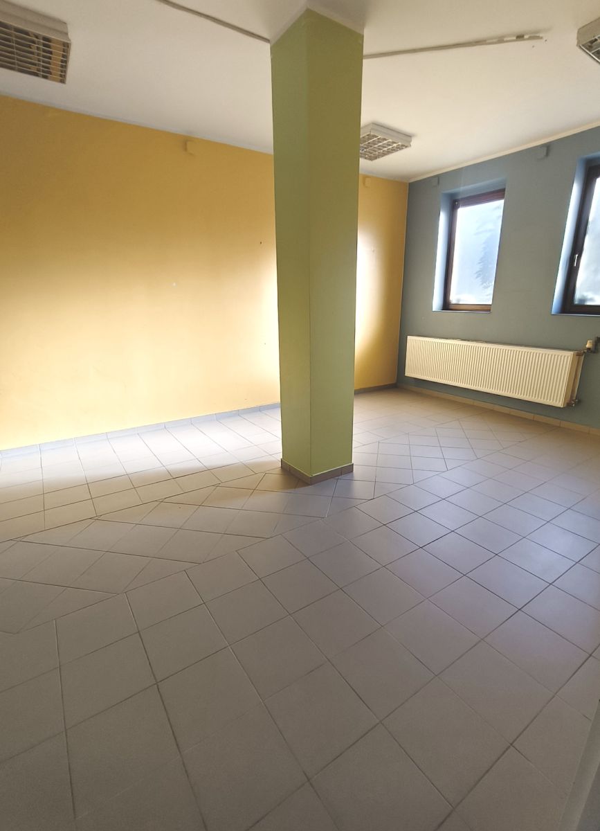 Komercyjny na wynajem